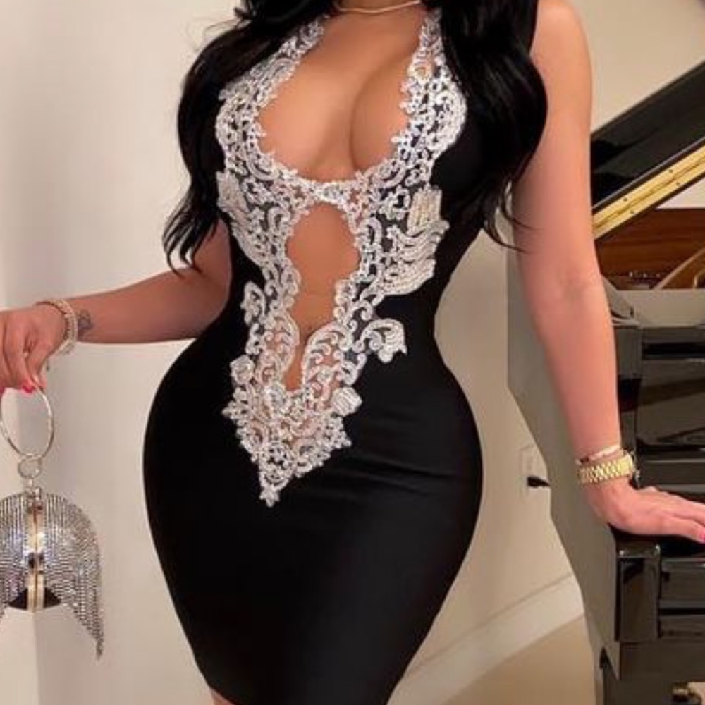 DIVAMODACOUTURE Dress